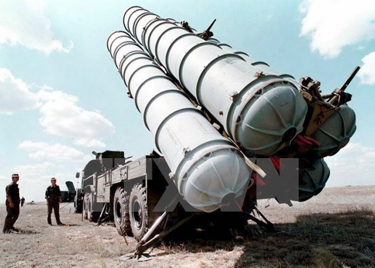Nga cung cấp tên lửa S-300 cho Iran bất chấp Israel phản đối